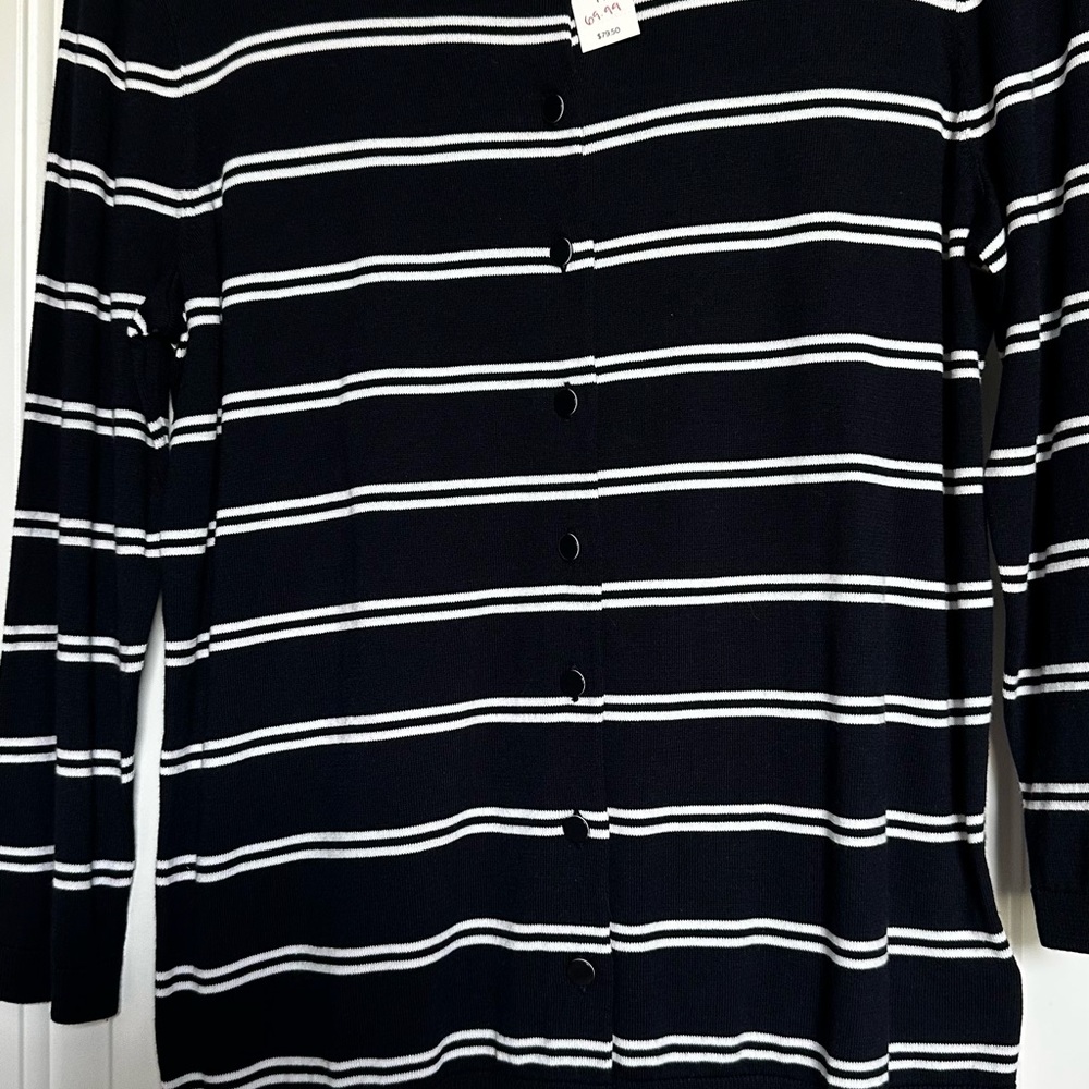 NWT , black /white light button cardigan
